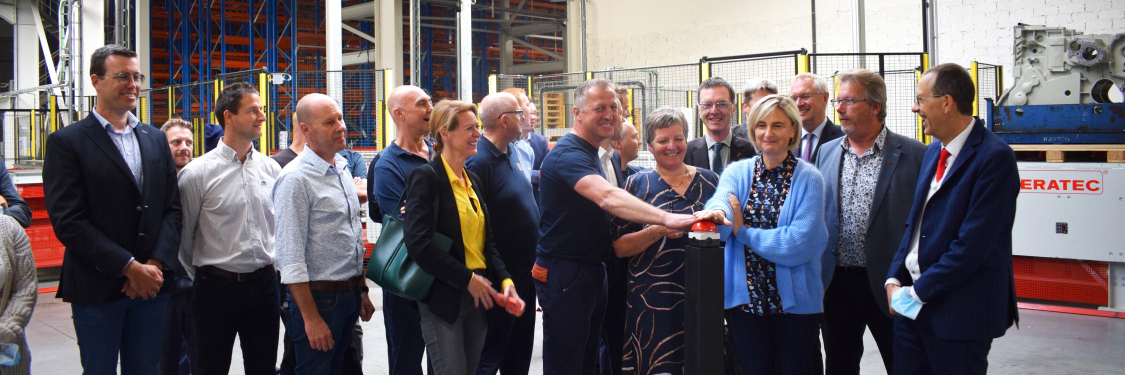 Vlaams minister Hilde Crevits opent hoogbouwmagazijn Proferro